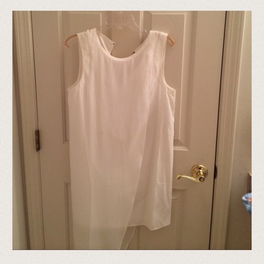 White Sleeveless Dress